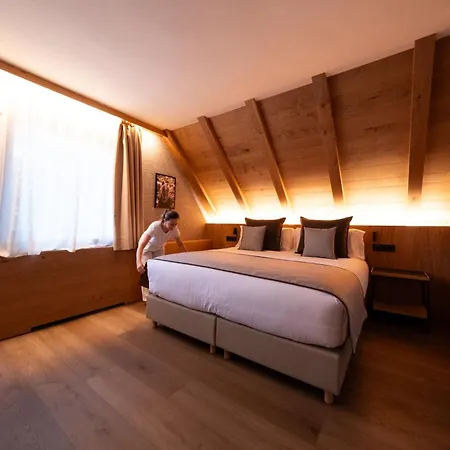 Hotel Petit Lacreu Salardú