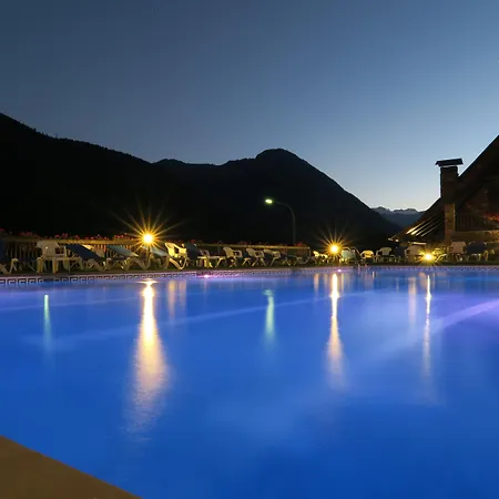 Petit Lacreu Hotel 3*